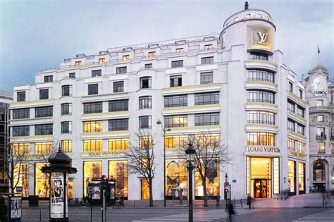 louis vuitton paris champs élysées.